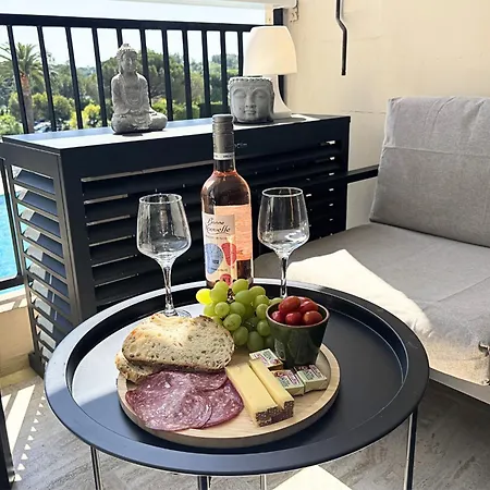 Apartment Elegant T3 Avec Piscine, Terrasse, Parking, 6 Pers