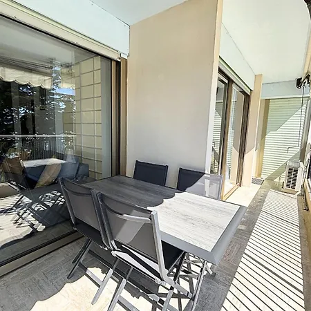Elegant T3 Avec Piscine, Terrasse, Parking, 6 Pers Апартаменты *