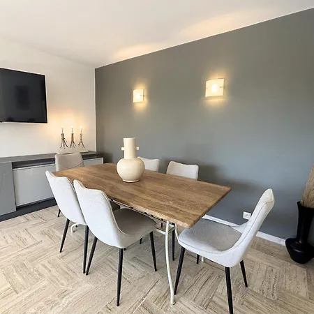 Apartment Elegant T3 Avec Piscine, Terrasse, Parking, 6 Pers Mandelieu